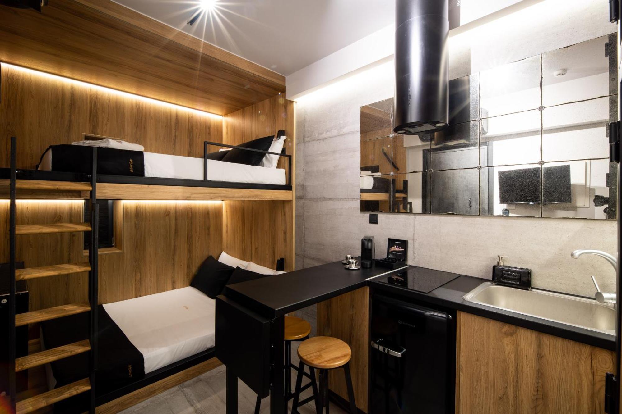 Industrial - Le Petit Bati Apartament *