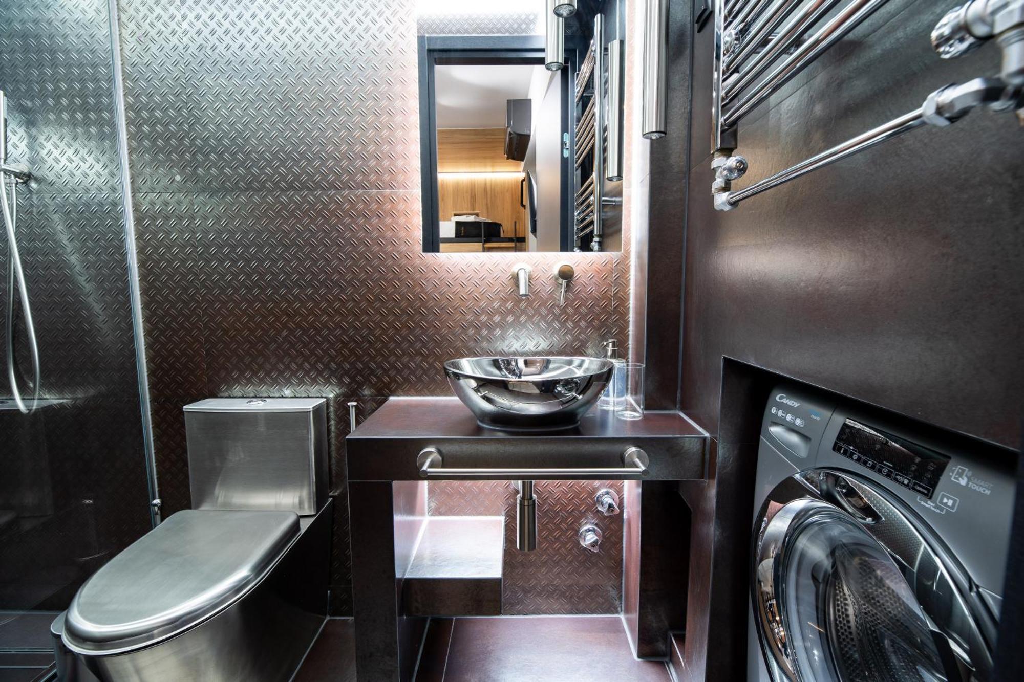 Industrial - Le Petit Bati Apartment Volos