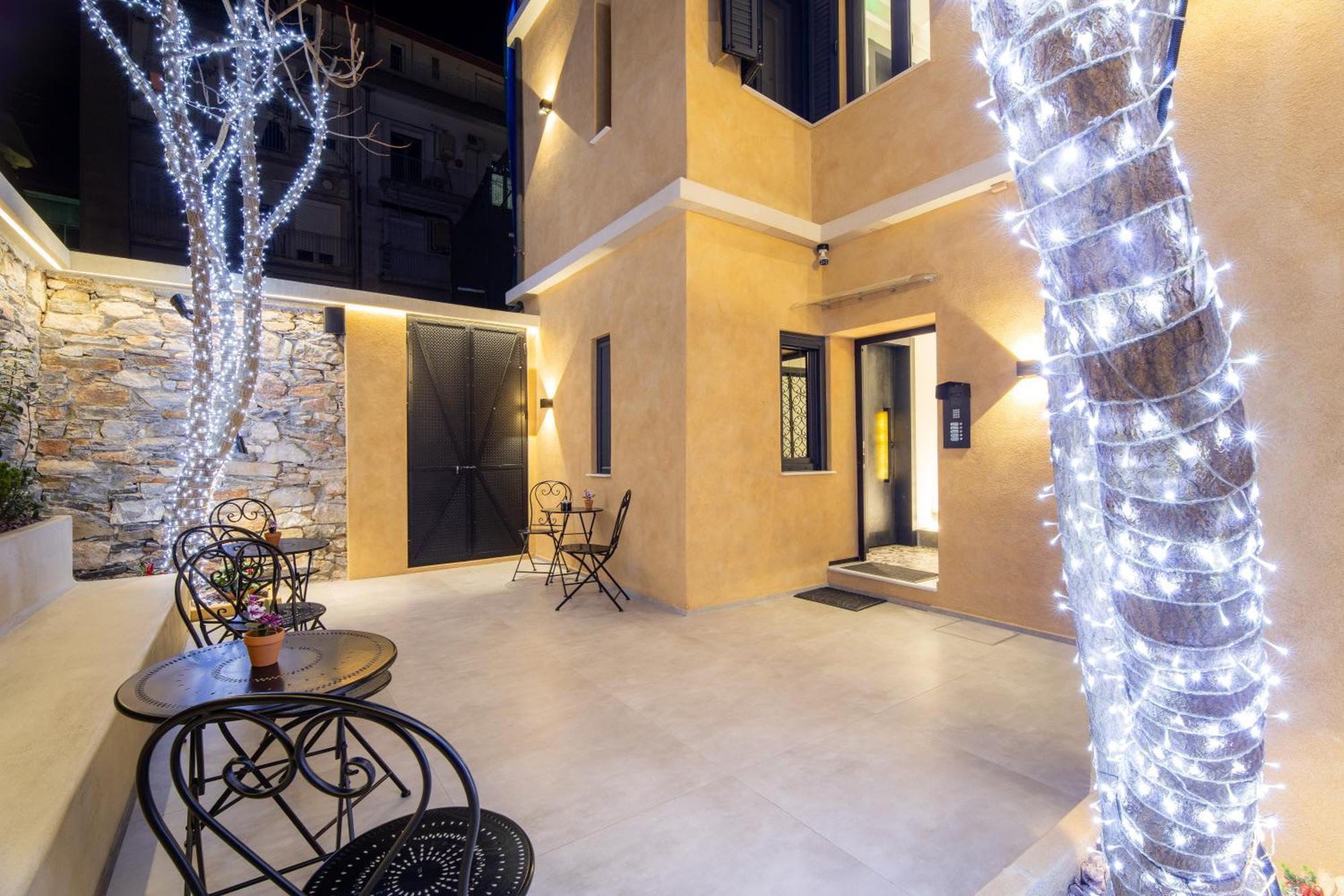 Industrial - Le Petit Bati Apartment Volos
