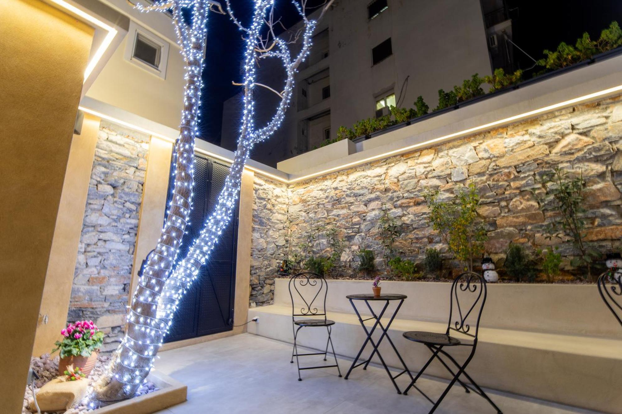 Industrial - Le Petit Bati Apartment Volos